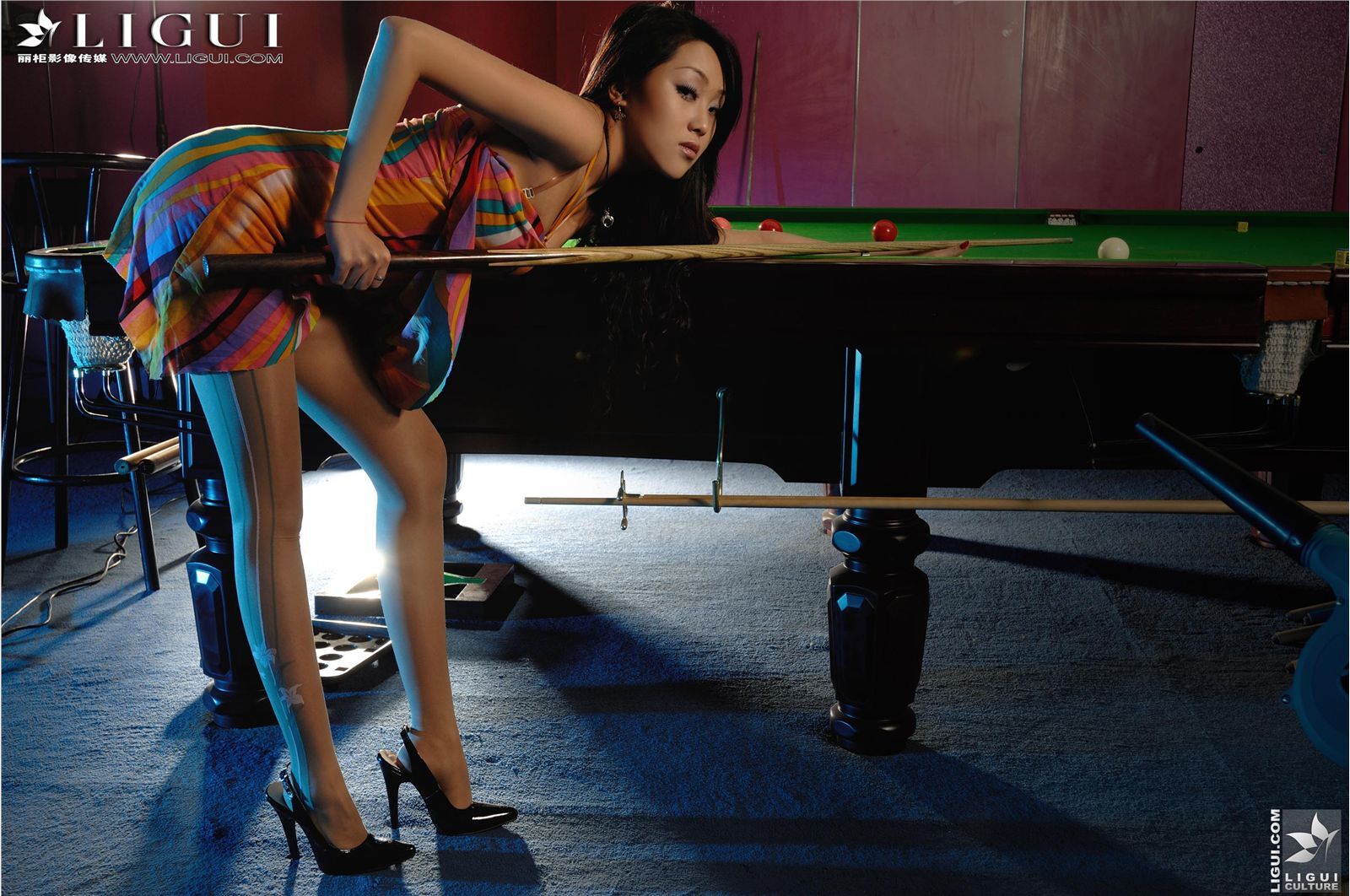 [丽柜vip] [2013.01.02] Model 琳达 性感丝袜美女图片